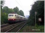 TEE 79824 Prtschach - Mnster (Westfalen) mit 103 184 an der Spitze am 17.9.06 am Ebitzweg in Stuttgart.