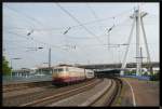 103 113-7 mit IC 2316 ohne Halt durch Ludwigshafen(Rhein) Hbf.