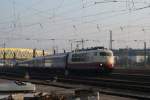 103 235-8 mit dem IC 118 bei der Einfahrt in den Mannheimer Hbf. (31.01.2014)