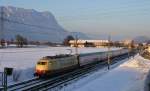 103 245-7 kam am Samstag Nachmittag des 7.2.2015 kurz vor Sonnenuntergang mit dem IC ``Großglockner`` von München nach Schwarzach St. Veit. Hier im Inntal kurz vor Wörgl. Grüße an den netten TF!