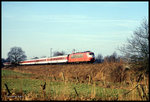 103163 mit IC 735  Westfalen  am 11.3.1994 um 9.15 Uhr am Ortsrand von Hasbergen auf der Fahrt in Richtung Osnabrück - Bremen und Hamburg.