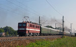 Schublok des von 18 201 geführten Störtebecker-Expresses nach Bergen auf Rügen war 211 030.