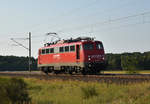 Solo kam diese schicke 110 491-8 der BTE bei Dämmerung, unterwegs in Richtung Hagenower Land.