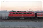 Eine Art Mitzieher von 110 450-4 mit ihrer RB 37146 aus Donauwrth nach Aalen, aufgenommen bei Aalen-Hofen.