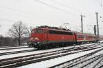 Am 14.2.10 Fhrt 110 493-4 mit einem RE aus dem Bahnhof Deutz Richtung 
Kln Hbf