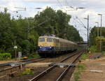 110 383-7 von der Centralbahn kommt die Kohlscheider-Rampe hoch aus Richtung Mönchengladbach,Herzogenrath  mit einem Sonderzug zu Rhein in Flammen von Neuss-Hbf nach  Boppard Hbf über Aachen,Köln,Bonn,Koblenz und fährt durch Kohlscheid in Richtung Richterich,Laurensberg,Aachen-West.
Aufgenommen vom Bahnsteig 1 in Kohlscheid. 
Bei Sommerwetter am Nachmittag vom 10.8.2019.