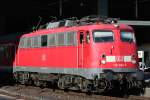 Zum Abschluss des Tages steht 110 494-2 mit dem RE4 Verstrker nach Aachen in der Abendsonne in Dsseldorf HBF am 16.06.2010