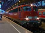 110 488-4 am RB35 nach Wesel in Kln Hbf am 23.12.2010