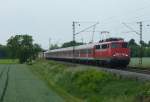 110 434-8 ist als RB Heidelberg - Frankfurt (Main) am 30.05.2012 bei Ltzelsachsen