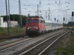 Pnktlich auf die Minute erreichte,am 09.August 2013,EC 378 Bratislava-Binz,mit 110 469 den Bahnhof Bergen/Rgen.