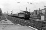 Am Bahnhof Duesseldorf Derendorf lichtete Ich diese 110 140 ab,Mai 1988.