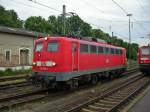 Am 21.05.2005 fuhr 110 159-1, die 7 Monate spter als 115 159-6 fr DB Autozug fuhr, als Lz 93571 durch Mllheim (Baden), um in Neuenburg (Baden) den Dz 13017 zuholen.