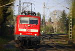 111 037-8 DB kommt als Lokzug aus Dortmund-Hbf nach Aachen-Hbf und kommt aus Richtung Neuss-Hbf,Mönchengladbach-Hbf,Rheydt-Hbf,Wickrath,Beckrath,Herrath und fährt durch Erkelenz in Richtung