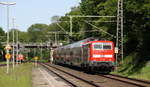 Ein Nachschuss von der 111 129 DB schiebt den RE4 aus Aachen-Hbf nach Dortmund-Hbf und kommt aus Richtung
