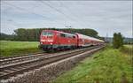 111 107-9 ist mit einen RE in Richtung Würzburg/M. Hbf.unterwegs,abgelichtet am 07.09.2017 bei Retzbach.