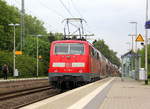 Ein Nachschuss von der 111 054 DB schiebt den RE4 aus Aachen-Hbf nach Dortmund-Hbf und kommt aus Richtung