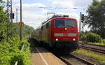 111 125 DB Zieht einen RE4 von Aachen-Hbf nach Dortmund-Hbf kommt aus Richtung Aachen-West,Laurensberg,Richterich, und fährt durch Kohlscheid in Richtung Herzogenrath,Mönchengladbach. 
Aufgenommen von Bahnsteig 1 in Kohlscheid
Bei Sonne und Wolken am Nachmittag vom 21.6.2018