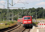 Ein Nachschuss von der 111 158 DB schiebt den RE4 aus Aachen-Hbf nach Dortmund-Hbf und kommt aus Richtung Aachen-Hbf,Aachen-Schanz,Aachen-West,Laurensberg,Richterich,Kohlscheid und hilt in Herzogenrath und fährt in Richtung Hofstadt,Finkenrath,Rimburg,Übach-Palenberg,Zweibrüggen,Frelenberg,Geilenkirchen,Süggerath,Lindern,Brachelen,Hückelhoven-Baal,Baal,Erkelenz,Herrath,Beckrath,Wickrath,Rheydt,Mönchengladbach,Neuss. 
Aufgenommen vom Bahnsteig 1 in Herzogenrath. 
Bei Sommerwetter am Nachmittag vom 28.6.2018.