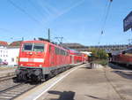 111 087 mit Doppelstockwagen als IRE nach Lindau Hbf im März 2018 in Geislingen(Steige) 