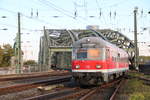 Immer wieder schön aunzuschauen, der RE8 Verstärker aus Köln nach Kaldenkirchen beim Verlassen der Hohenzollernbrücke in Köln.