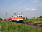 111 111 zieht am 13. September 2021 die Rhein-Wupper-Bahn (RB 48) nach Bonn Hbf, hier kurz vor Sechtem.