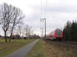 111 139-2 mit RE 14536 Oldenburg-Emden Hauptbahnhof bei Elsinghausen am 19-03-2010.