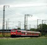 111 176 mit RB nach Regensburg Hbf kurz vorm Endhalt bei der Durchfahrt durch Regensburg Ost, am 02.06.2010.