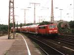 111 007-1 mit RE 2 Rhein-Haard-Express 10212 Mnster Hbf-Rheydt Hbf auf Essen Hauptbahnhof am 23-08-2004.