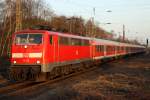 Die 111 119 mit dem RB35 Verstrker von Dsseldorf nach Wesel in Dinslaken am 23.03.2012