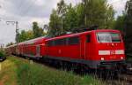 An der Landwehr in Mchengladbach.....auf seinem Weg nach Aachen ist die 111 155 mit einem RE4 zwischen MG Hbf und Rheydt Hbf am 19. Mai 2012 unterwegs.