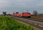 111 227 mit einem RE am 10.11.2012 unterwegs bei Langenisarhofen.