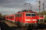 111 010 am 9.10.12 mit zwei 628ern als Pbz 2499 von Krefeld-Linn nach Dsseldorf Abstellbahnhof bei der Durchfahrt durch Dsseldorf-Rath.