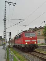 111 010 mit RE4 bei der Durchfahrt in Wickrath. 16.5.2013