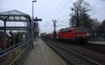 Ein Nachschuss von der 111 116 DB schiebt den RE4 von Kohlscheid nach Dortmund-Hbf bei der Abfahrt in Kohlscheid und fährt in Richtung Herzogenrath,Hofstadt, Finkenrath,Rimburg,Übach-Palenberg,Zweibrüggen,Frelenberg,Geilenkirchen,Süggerrath,Lindern,Brachelen,Hückelhoven-Baal,Baal,Erkelenz,Herrath,Beckrath,Wickrath,Rheydt,Mönchengladbach. 
Bei Wolken am Kalten Nachmittag vom 22.1.2015.