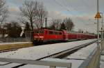 111 011-3 mit einem Dostock nach Aachen Hbf am 24.1.2015 in Kleinenbroich.