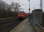 Ein Nachschuss von der 111 116 DB schiebt den RE4 aus Dortmund-Hbf nach Aachen-Hbf kommt aus Richtung Neuss,Mönchengladbach,Herzogenrath und fährt durch Kohlscheid  in Richtung