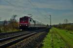 111 216-8 als RE auf der Fahrt von Würzburg nach Frankfurt/M. gesehen am 15.04.15 bei Thüngersheim.