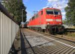 111 126-9 DB kommt die Kohlscheider-Rampe hoch aus Richtung Neuss,Herzogenrath mit einem RE4 Verstärkerzug von Düsseldorf-Hbf nach Aachen-Hbf und hält in Kohlscheid und fährt in Richtung Richterich,Laurensberg,Aachen-West.
Bei Sonne und Wolken am Abend vom 15.9.2015.