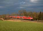 111 180 mit einem RE am 14.12.2013 bei Hilperting. 