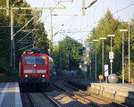 111 113 DB kommt mit dem RE4 von Dortmund-HBf nach Aachen-Hbf und kommt aus Richtung Neuss-Hbf,Mönchengladbach-Hbf,Rheydt-Hbf,Wickrath,Beckrath,Herrath und fährt in Erkelenz ein und