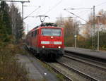 111 016 DB kommt mit dem RE4 von Dortmund-HBf nach Aachen-Hbf und kommt aus Richtung Neuss-Hbf,Mönchengladbach-Hbf,Rheydt-Hbf,Wickrath,Beckrath,Herrath und fährt in Erkelenz ein und