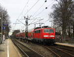 Ein Nachschuss von der 111 115 DB schiebt den RE4 aus Aachen-Hbf nach Dortmund-Hbf und kommt aus Richtung Aachen-West,Laurensberg,Richterich, und fährt durch Kohlscheid in Richtung Herzogenrath,Mönchengladbach,Neuss.
Aufgenommen vom Bahnsteig 2 in Kohlscheid.
Bei Wolken am Kalten Nachmittag vom 5.2.2017.