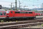 Blick auf 111 019-6 von DB Regio Baden-Württemberg als RE 19902 von Nürnberg Hbf, der seinen Endbahnhof Stuttgart Hbf abweichend auf Gleis 9 erreicht.