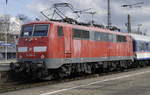 Der aktuelle RB 48-Ersatzzug wird von GfF gestellt und von deren 111 056 traktioniert. Wuppertal-Oberbarmen, 19.3.21.