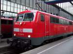 111 029 hat ihren Regionalexpress aus Ulm gerade nach Stuttgart gebracht und wird sich bald auf den Rckweg machen.