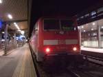 111 040-2 steht am 8. November mit einem Regionalzug nach Mnchen ber Seefeld in Innsbruck Hbf bereit.