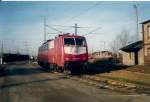 111 093 im Januar 1998 auf einem Abstellgleis im ehmaligen Bw Berlin Rummelsburg.