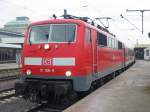 Hier sieht man die 111-188 die am 10.2.2004 als RE nach Frankfurt a. M. unterwegs war. Foto zeigt sie in Mannheim Hbf.