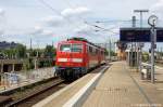 111 213-5 & 111 186-3 stehen in Halle(Saale) und sollen nach Nrnberg berfhrt werden. Sie wurden dann an das Zugende des PbZ-D 2469 vermute ich gekoppelt. 19.07.2011