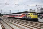 Mein erstes Foto der neuesten 111er Werbemaschine: 111 024  ADAC  hier in Mnchen Ost Richtung Salzburg Hbf am 08.07.2012